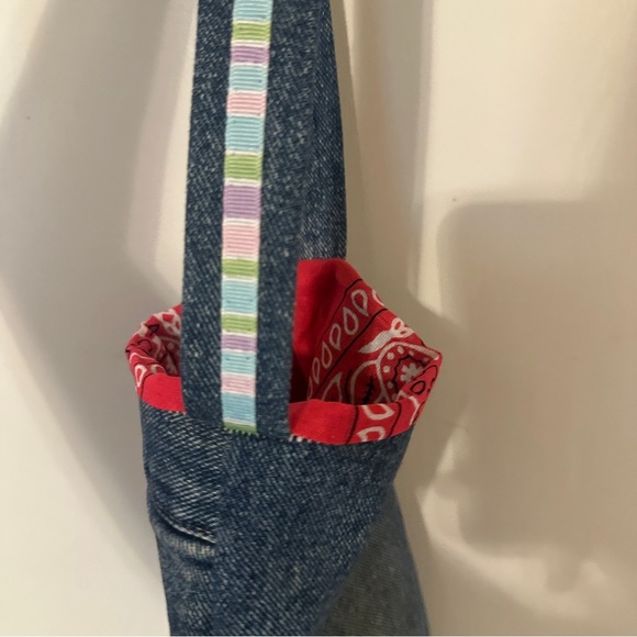Handcrafted Upcycled Denim Bag lined Cupcake Heart patches lined bandanna - Picture 3 of 7